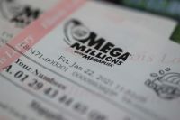 Mega Millions Jackpot Nearly 1 Billion Dollars
