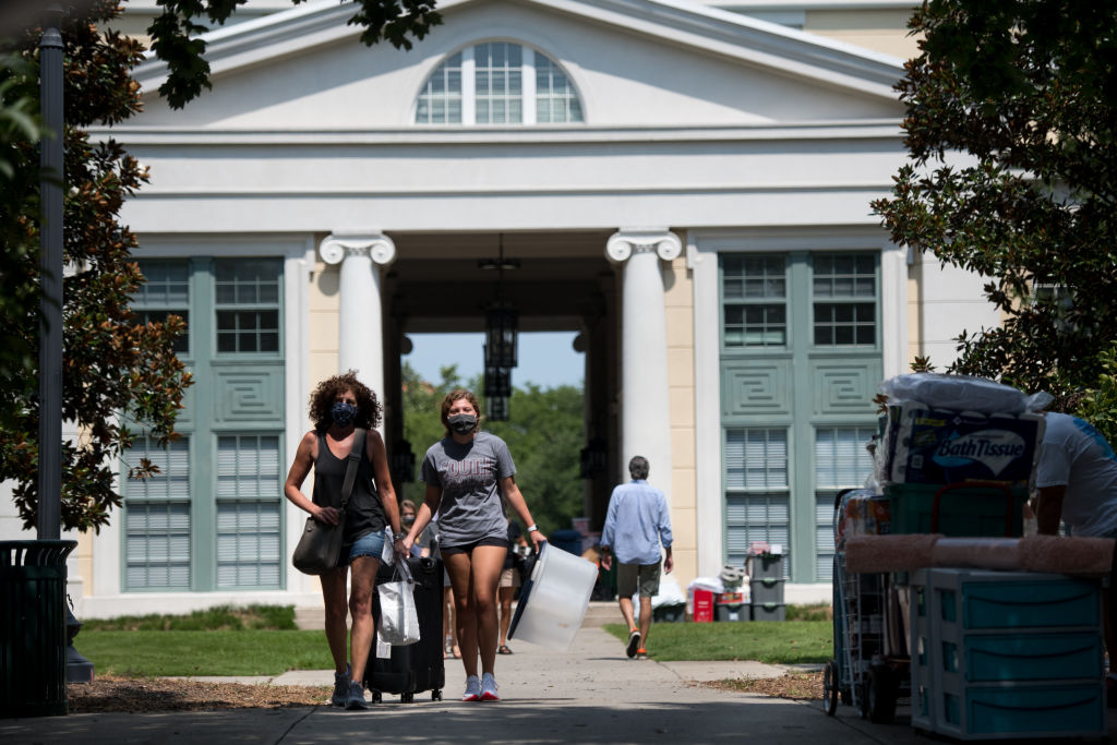 University Of South Carolina Students Begin To Move Back To Campus