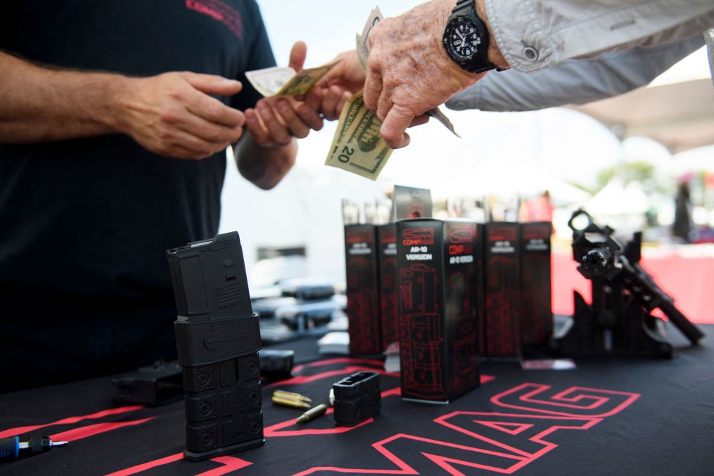 US-WEAPONRY-ARMS-GUN SHOW